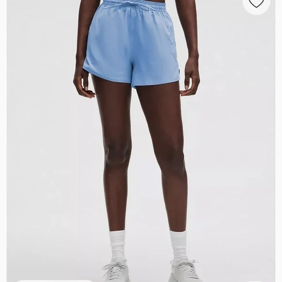 Lululemon Pace Rival High-Rise Short 3" NWT size 6 poolside - Picture 3 of 4